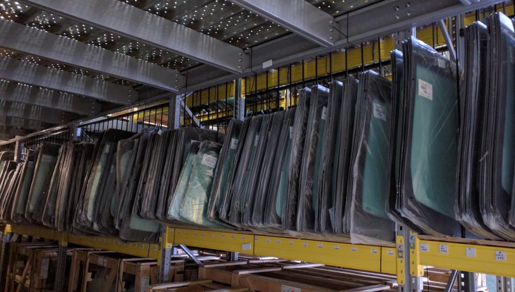 Auto Glass Shop Is Now Open